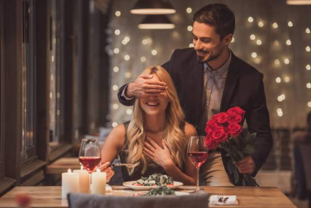 Romantic Ideas for Dinner Date-AffectionGuide